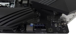 MSI B360 Gaming Pro Carbon 11