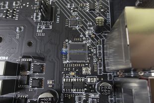MSI B360 Gaming Pro Carbon 33